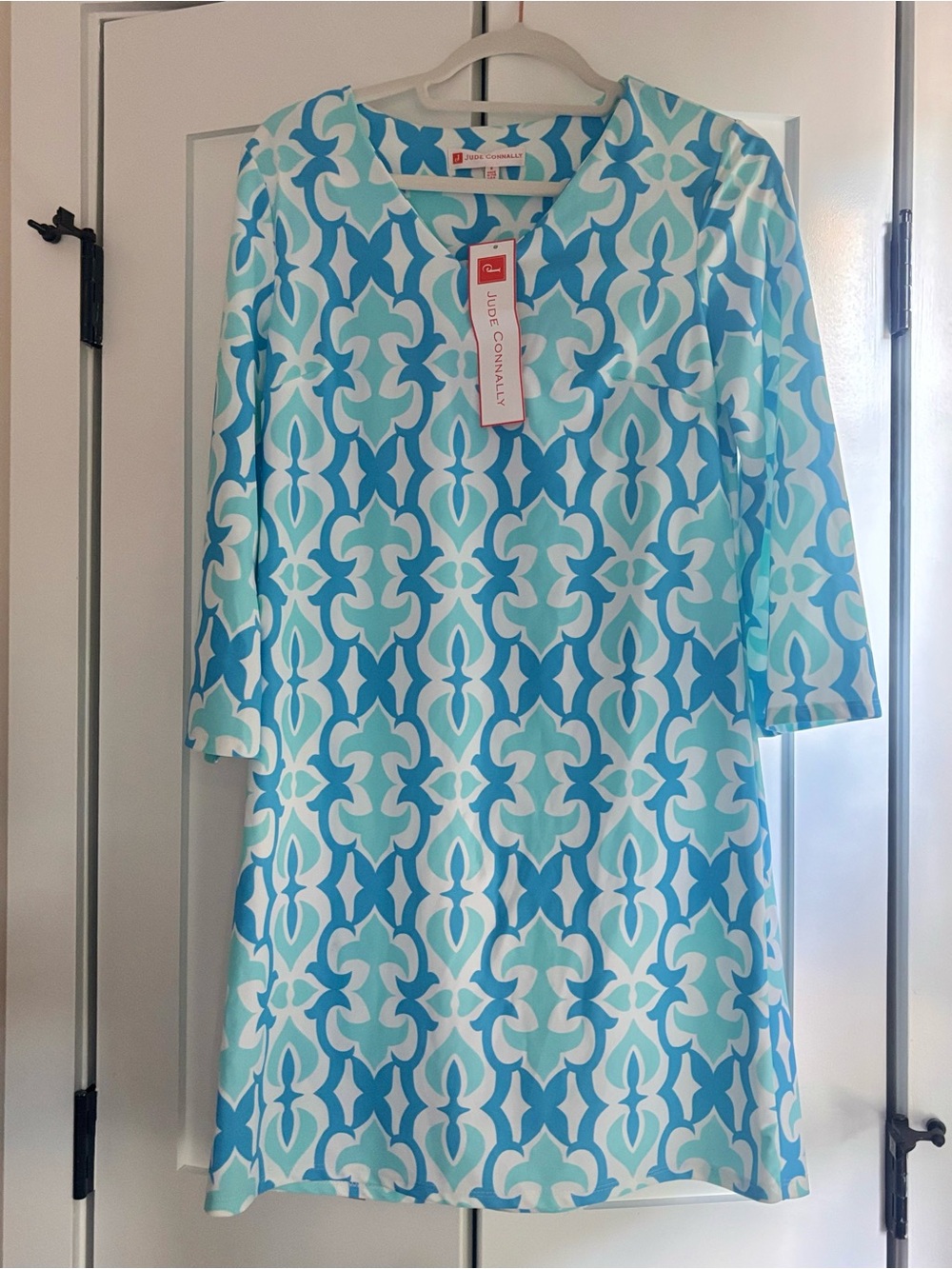NWT Jude Connally Blue & Aqua Printed V-Neck Shift Dress Small